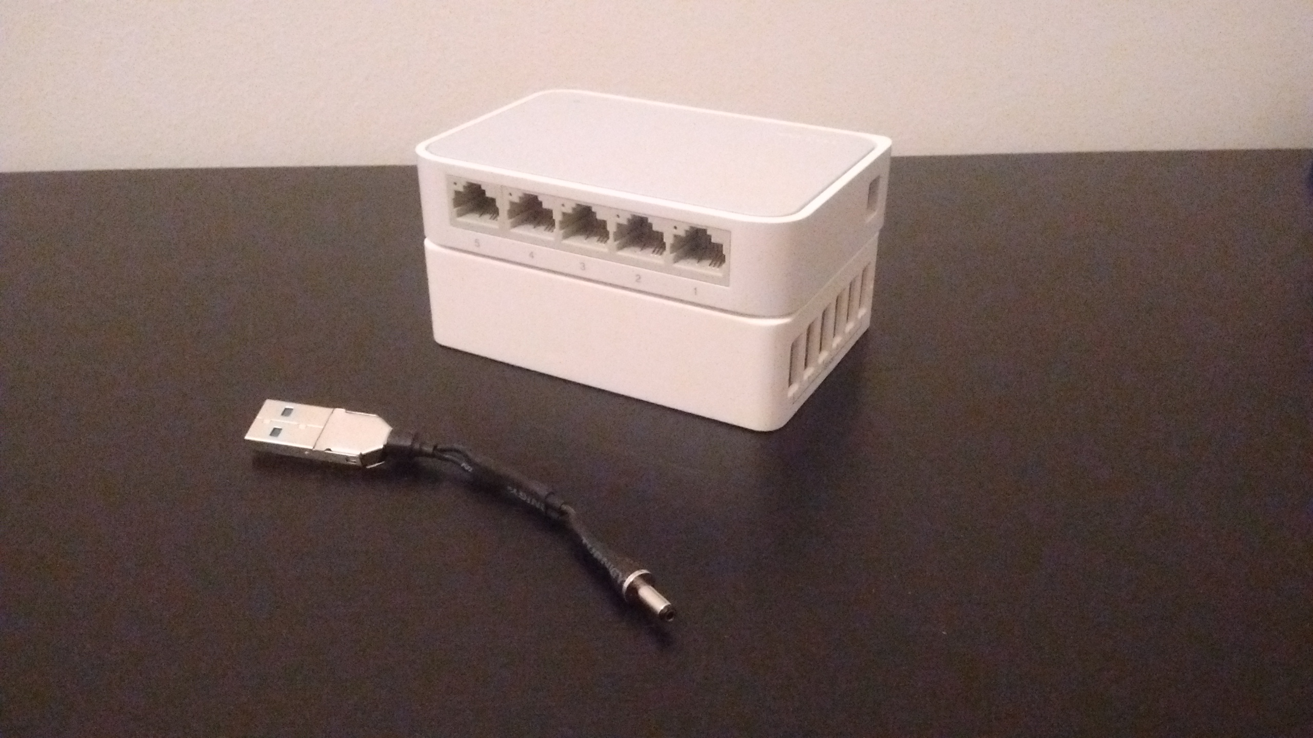 Switch and PSU with cable